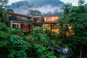 mashpi lodge cloudforest Mashpi Lodge Ecuador